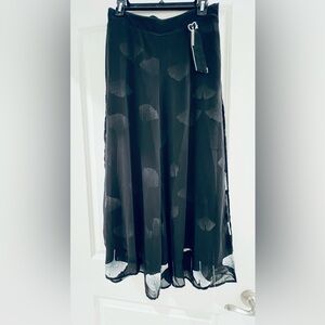 Elegant Black Floral Skirt/Trousers. New, no tag
